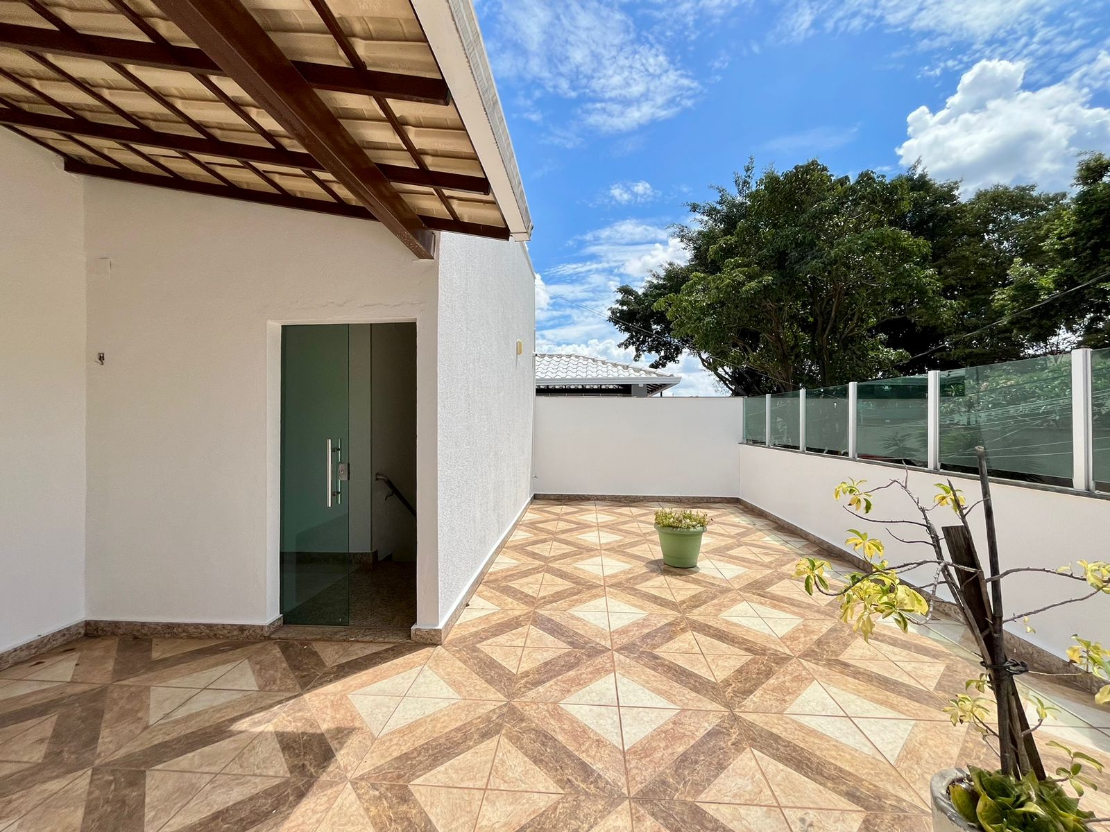Imagem Casa com 4 Quartos à Venda, 220 m²em Rio Branco - Belo Horizonte Imagem Casa com 4 Quartos à Venda, 220 m²em Rio Branco - Belo Horizonte