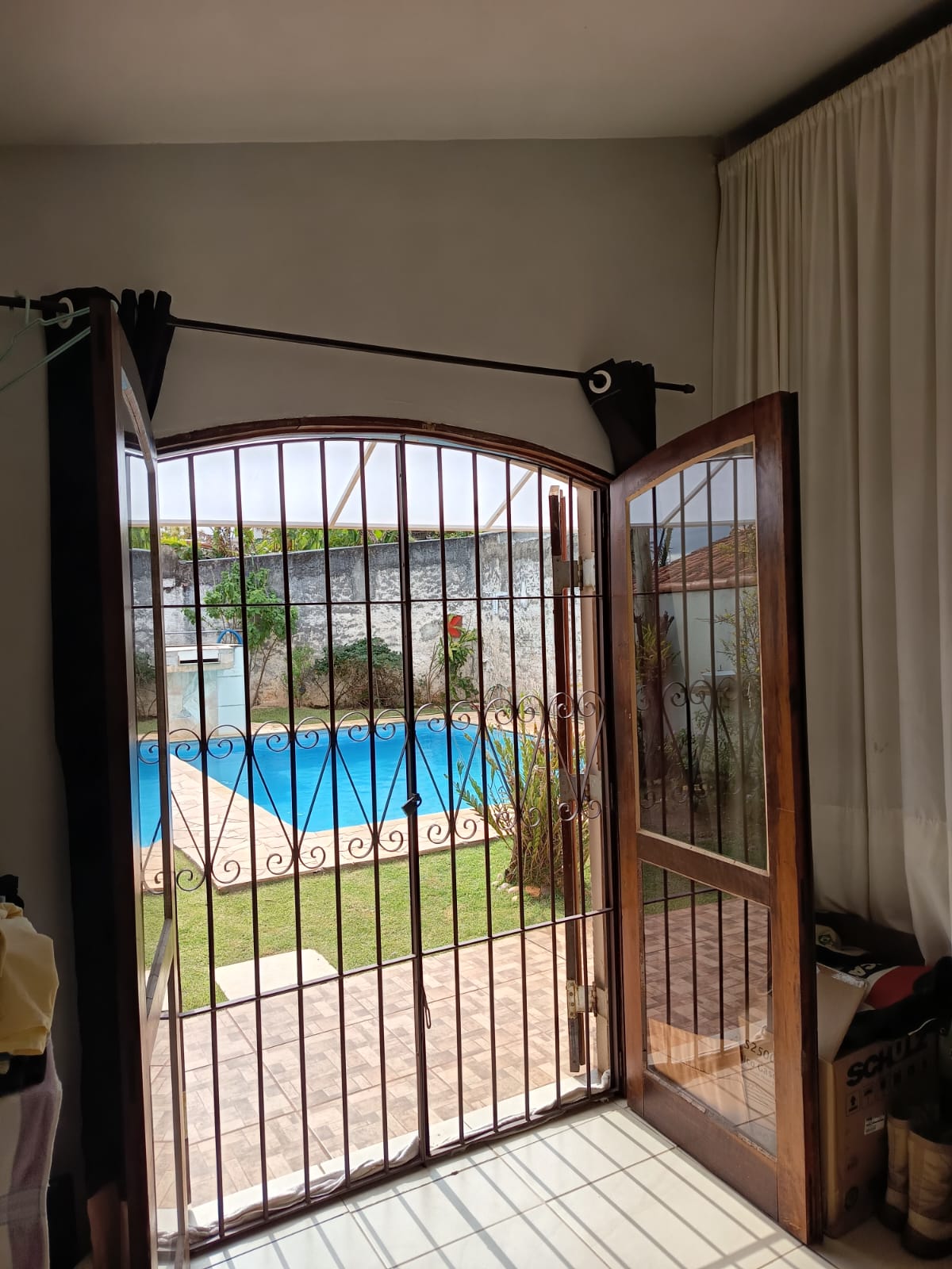 Imagem Casa com 3 Quartos à Venda, 144 m² em Vila Petrópolis - Atibaia Imagem Casa com 3 Quartos à Venda, 144 m² em Vila Petrópolis - Atibaia