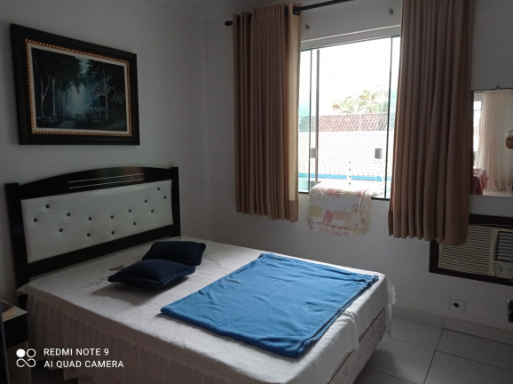 Imagem Casa com 5 Quartos à Venda, 380 m² em Centro - Guaratuba