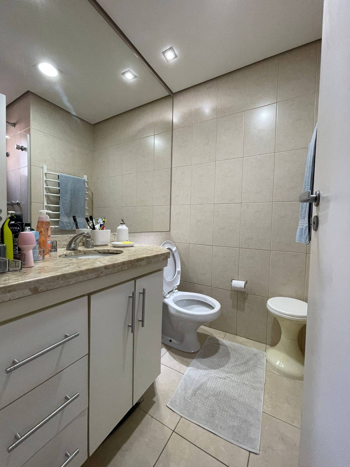 Imagem Apartamento com 3 Quartos à Venda, 77 m² em Jardim Ester - São Paulo