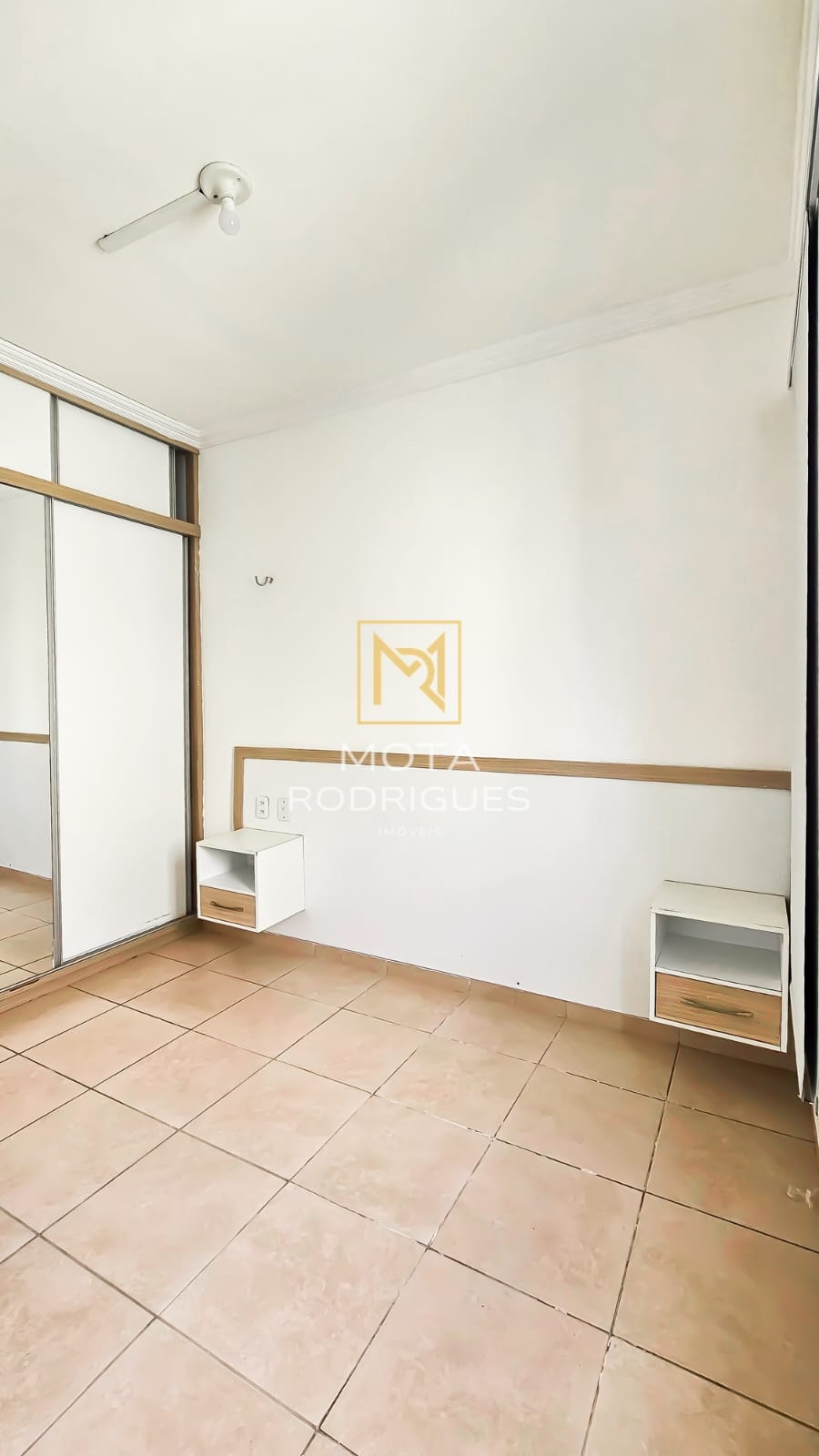 Imagem Casa de Condomínio com 3 Quartos à Venda, 120 m² em Engenheiro Luciano Cavalcante - Fortaleza Imagem Casa de Condomínio com 3 Quartos à Venda, 120 m² em Engenheiro Luciano Cavalcante - Fortaleza