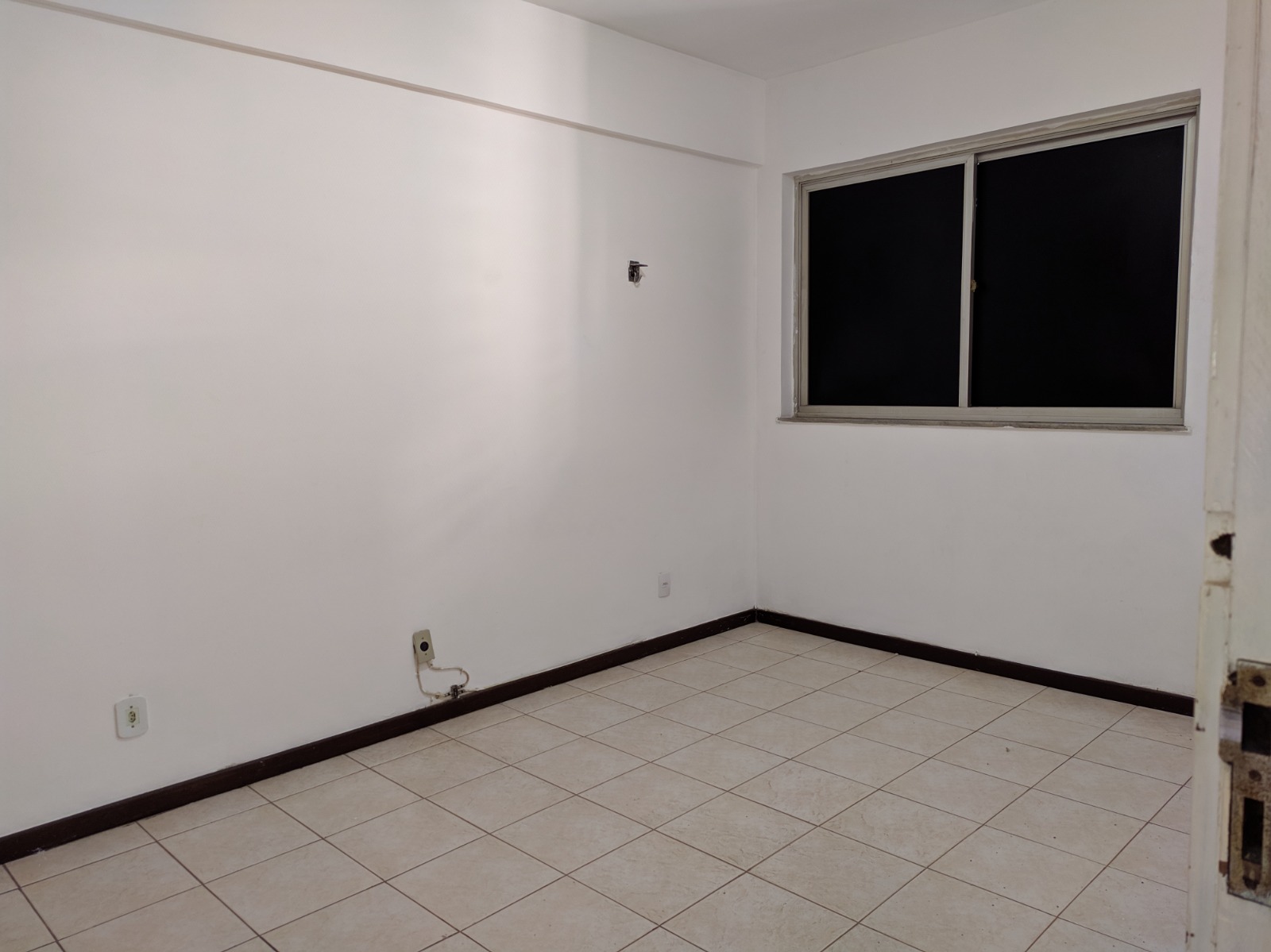 Imagem Apartamento com 4 Quartos para Alugar, 200 m²em Jurunas - Belém Imagem Apartamento com 4 Quartos para Alugar, 200 m²em Jurunas - Belém