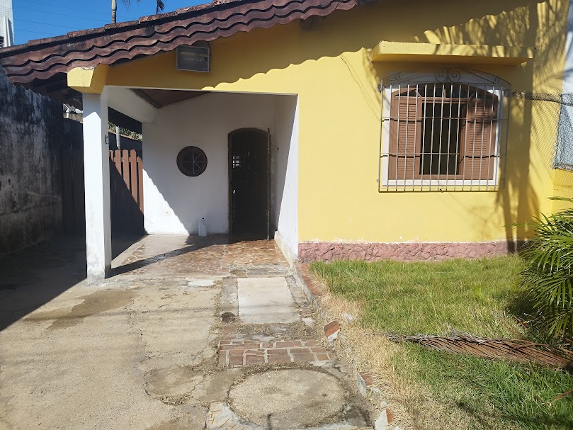 Imagem Casa com 2 Quartos à Venda, 75 m² em - Mongaguá Imagem Casa com 2 Quartos à Venda, 75 m² em - Mongaguá