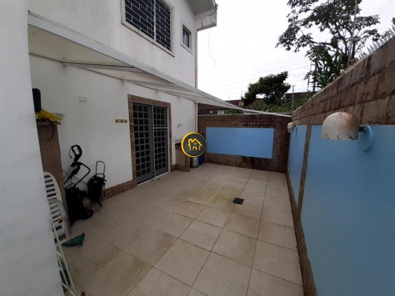 Imagem Sobrado com 3 Quartos à Venda, 280 m² em Centro - Guaratuba
