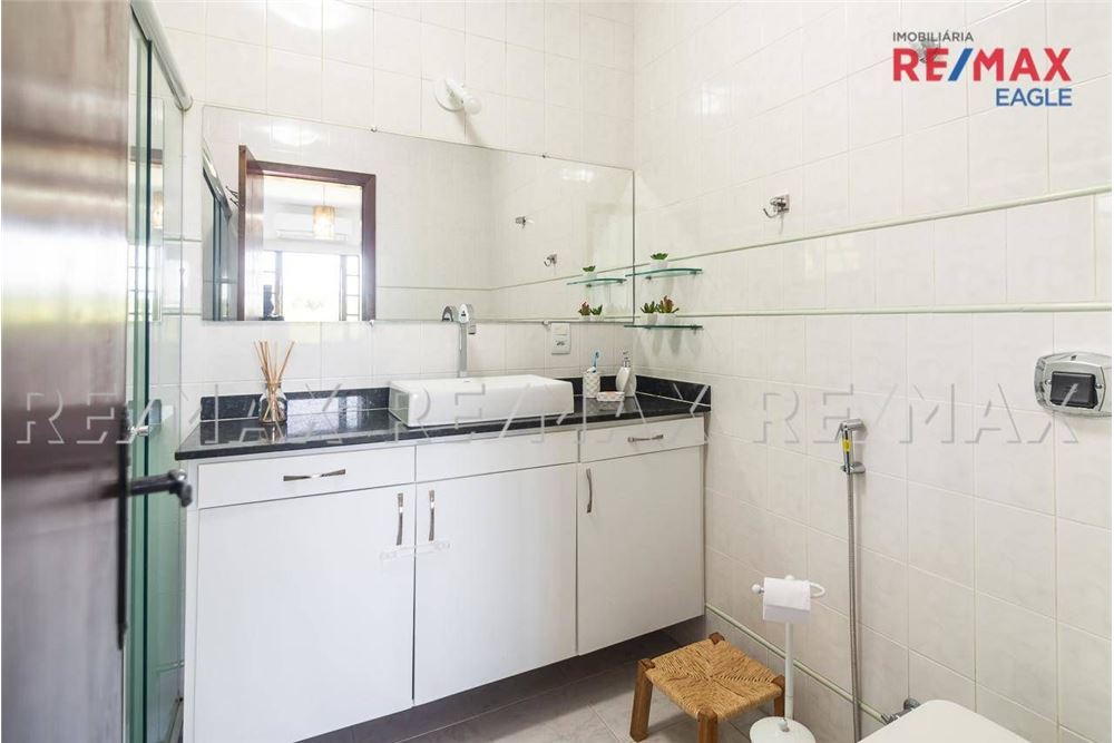 Imagem Casa de Condomínio com 3 Quartos à Venda, 223 m²em Serra Grande - Niterói