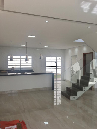 Imagem Casa com 3 Quartos à Venda, 114 m² em Portais (Polvilho) - Cajamar