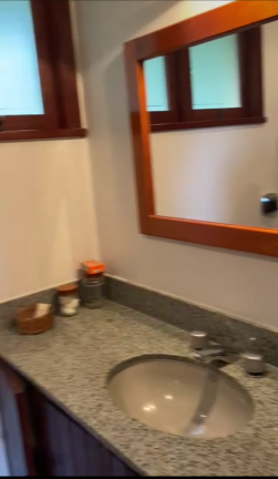 Imagem Casa de Condomínio com 4 Quartos à Venda, 351 m² em Carlos Guinle - Teresópolis