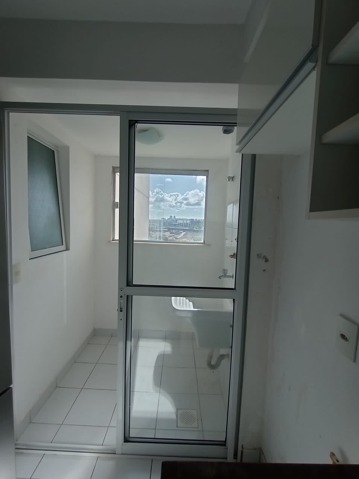 Imagem Apartamento com 3 Quartos para Alugar, 81 m²em Piatã - Salvador Imagem Apartamento com 3 Quartos para Alugar, 81 m²em Piatã - Salvador