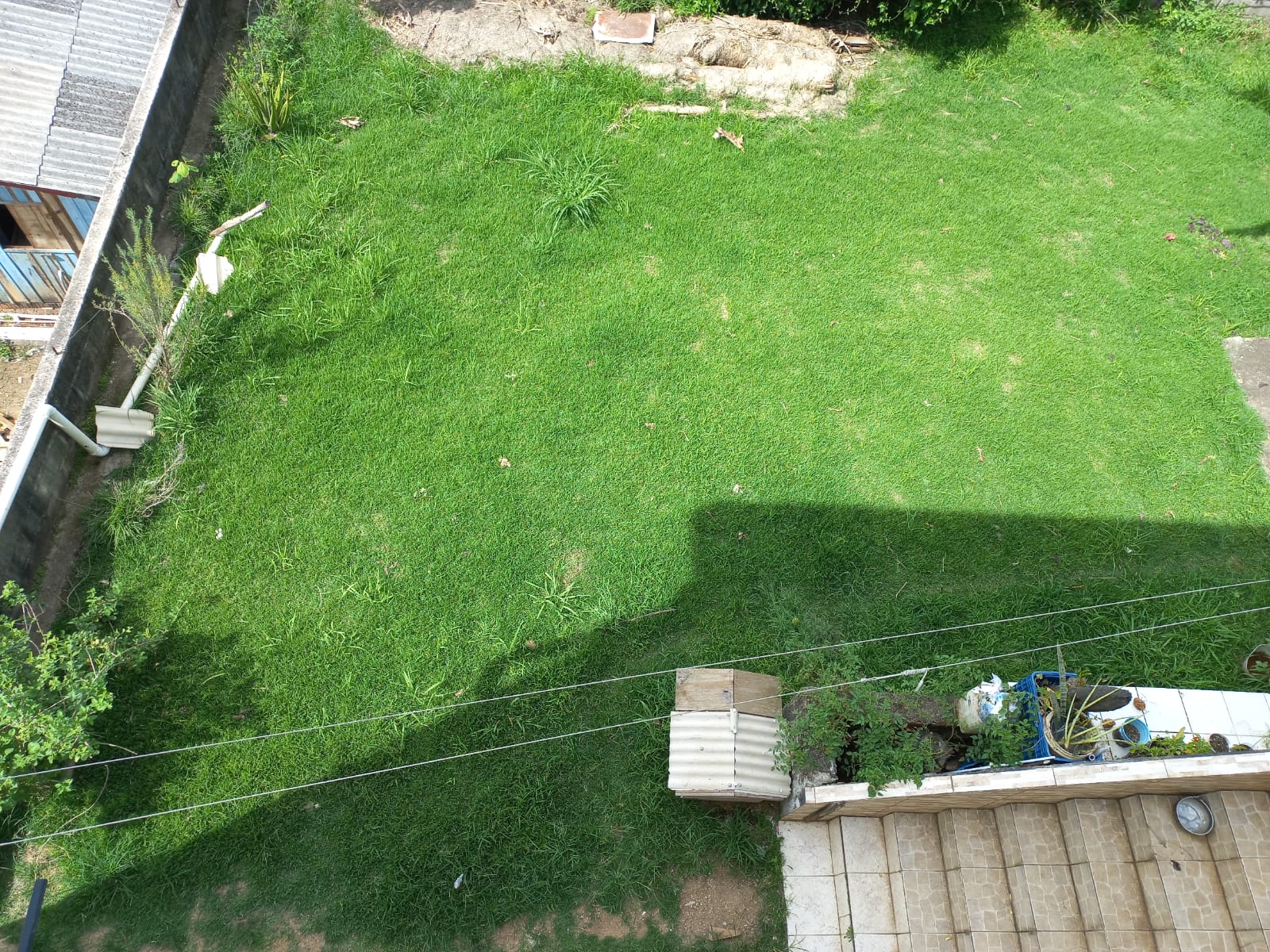 Imagem Sobrado com 4 Quartos à Venda, 250 m²em Fundos - Biguaçu