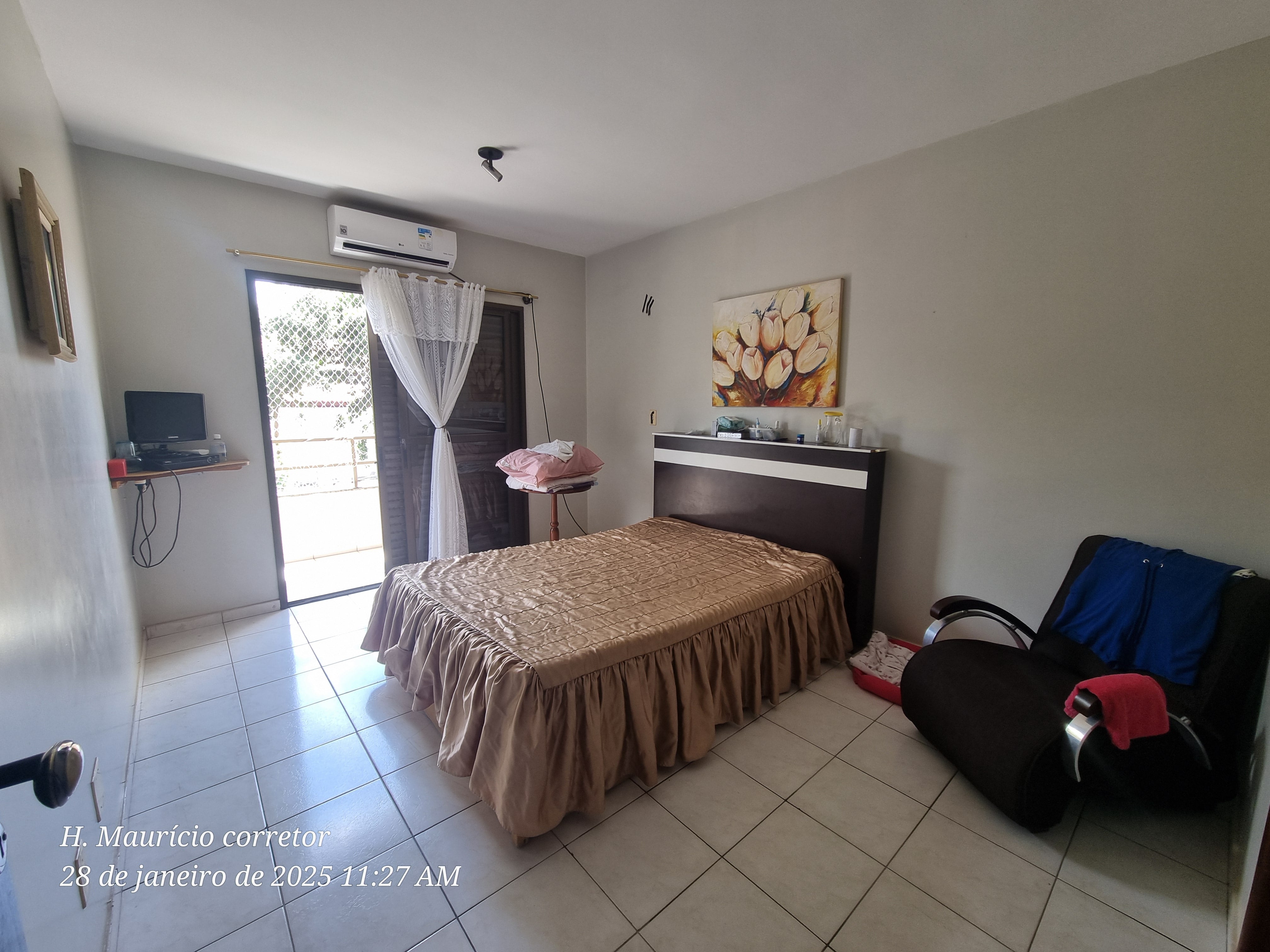 Imagem Sobrado com 4 Quartos à Venda, 143 m² em Setor Jaó - Goiânia Imagem Sobrado com 4 Quartos à Venda, 143 m² em Setor Jaó - Goiânia