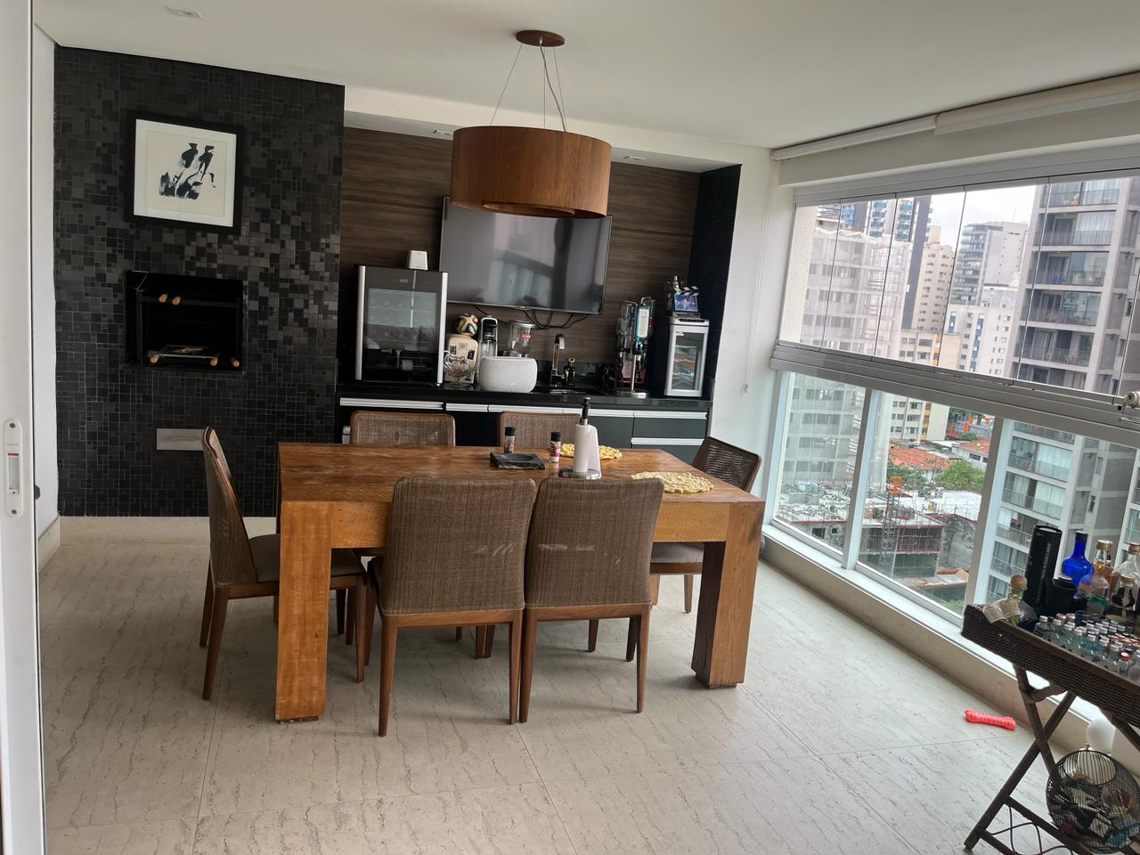 Imagem Apartamento com 3 Quartos para Alugar, 210 m²em Vila Olímpia - São Paulo
