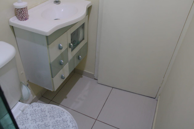 Imagem Apartamento com 2 Quartos à Venda ou Locação, 47 m²em Parque Marabá - Taboão da Serra