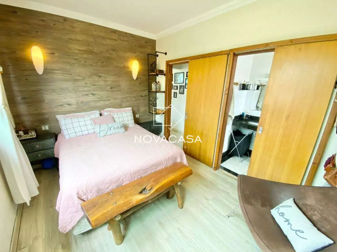 Imagem Casa com 3 Quartos à Venda, 110 m²em Trevo - Belo Horizonte Imagem Casa com 3 Quartos à Venda, 110 m²em Trevo - Belo Horizonte