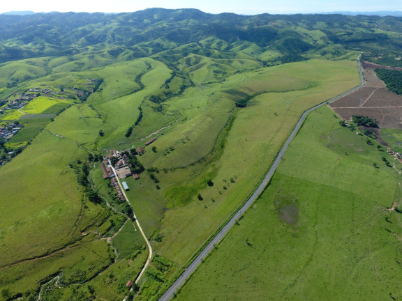 Imagem Fazenda à Venda, 400.529 HA em Parque Residencial Maria Elmira - Caçapava