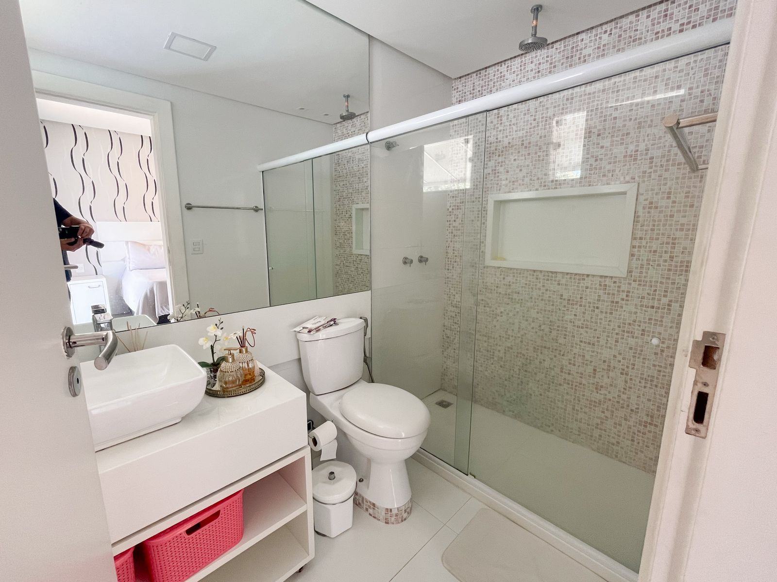 Imagem Casa de Condomínio com 4 Quartos à Venda, 415 m² em Vale do Landirana (Abrantes) - Camaçari Imagem Casa de Condomínio com 4 Quartos à Venda, 415 m² em Vale do Landirana (Abrantes) - Camaçari