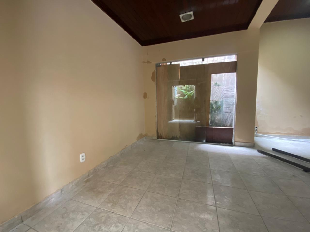 Imagem Casa com 5 Quartos à Venda, 238 m²em Cidade Velha - Belém Imagem Casa com 5 Quartos à Venda, 238 m²em Cidade Velha - Belém