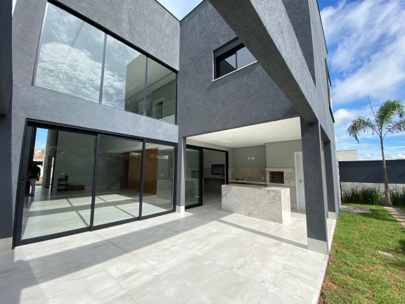 Imagem Casa de Condomínio com 4 Quartos à Venda, 302 m² em Residencial Goiânia Golfe Clube - Goiânia