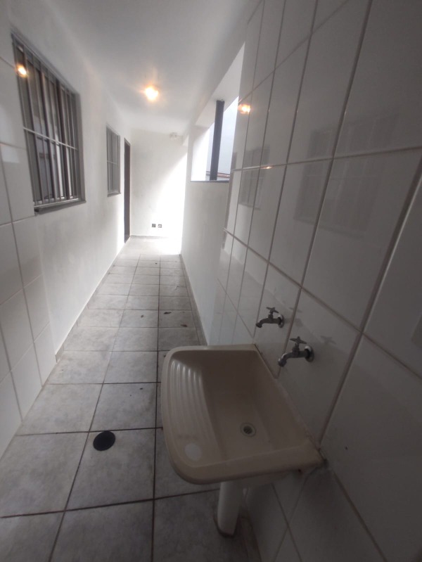 Imagem Casa com 1 Quarto para Alugar, 60 m²em Chácara Inglesa - São Paulo