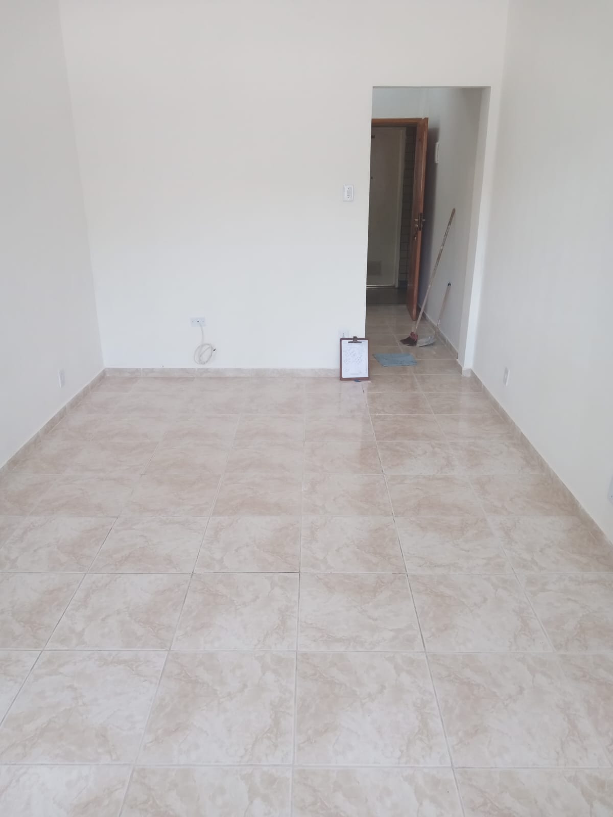 Imagem Sala Comercial à Venda, 25 m²em Cascadura - Rio de Janeiro Imagem Sala Comercial à Venda, 25 m²em Cascadura - Rio de Janeiro