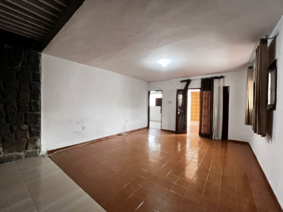 Imagem Casa com 3 Quartos à Venda, 227 m² em Barro Vermelho - Natal/RN Imagem Casa com 3 Quartos à Venda, 227 m² em Barro Vermelho - Natal/RN