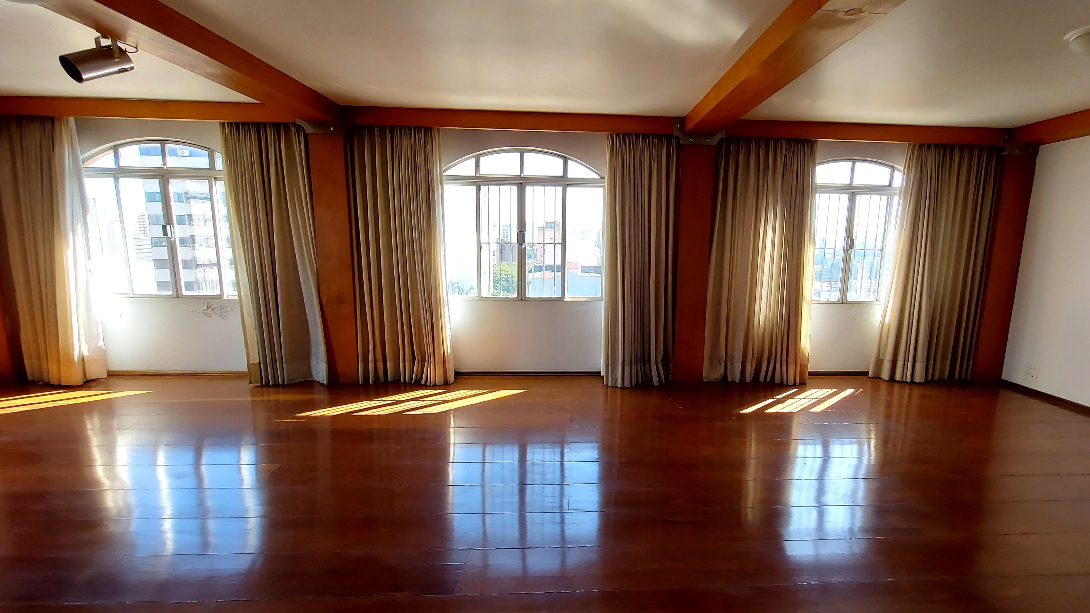 Imagem Apartamento com 4 Quartos à Venda, 243 m²em Centro - Santo André