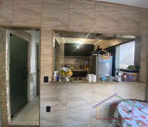 Imagem Casa com 3 Quartos à Venda, 300 m² em Bangu - Rio de Janeiro