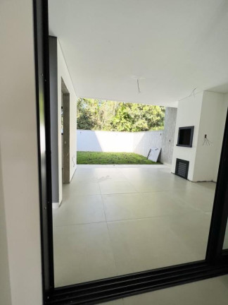 Imagem Casa com 3 Quartos à Venda, 167 m² em Jardim Sofia - Joinville Imagem Casa com 3 Quartos à Venda, 167 m² em Jardim Sofia - Joinville