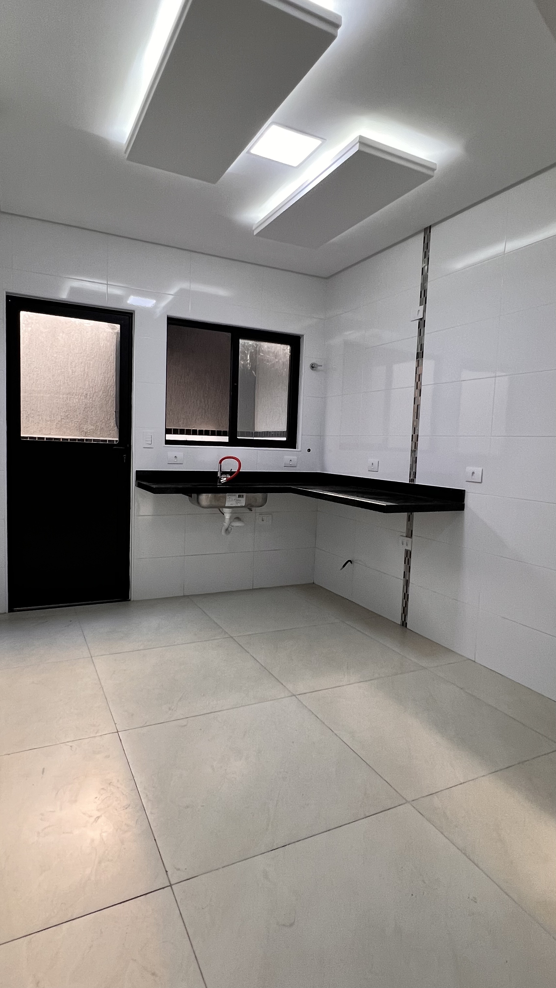 Imagem Casa de Condomínio com 2 Quartos à Venda ou Temporada, 48 m²em Maracanã - Praia Grande
