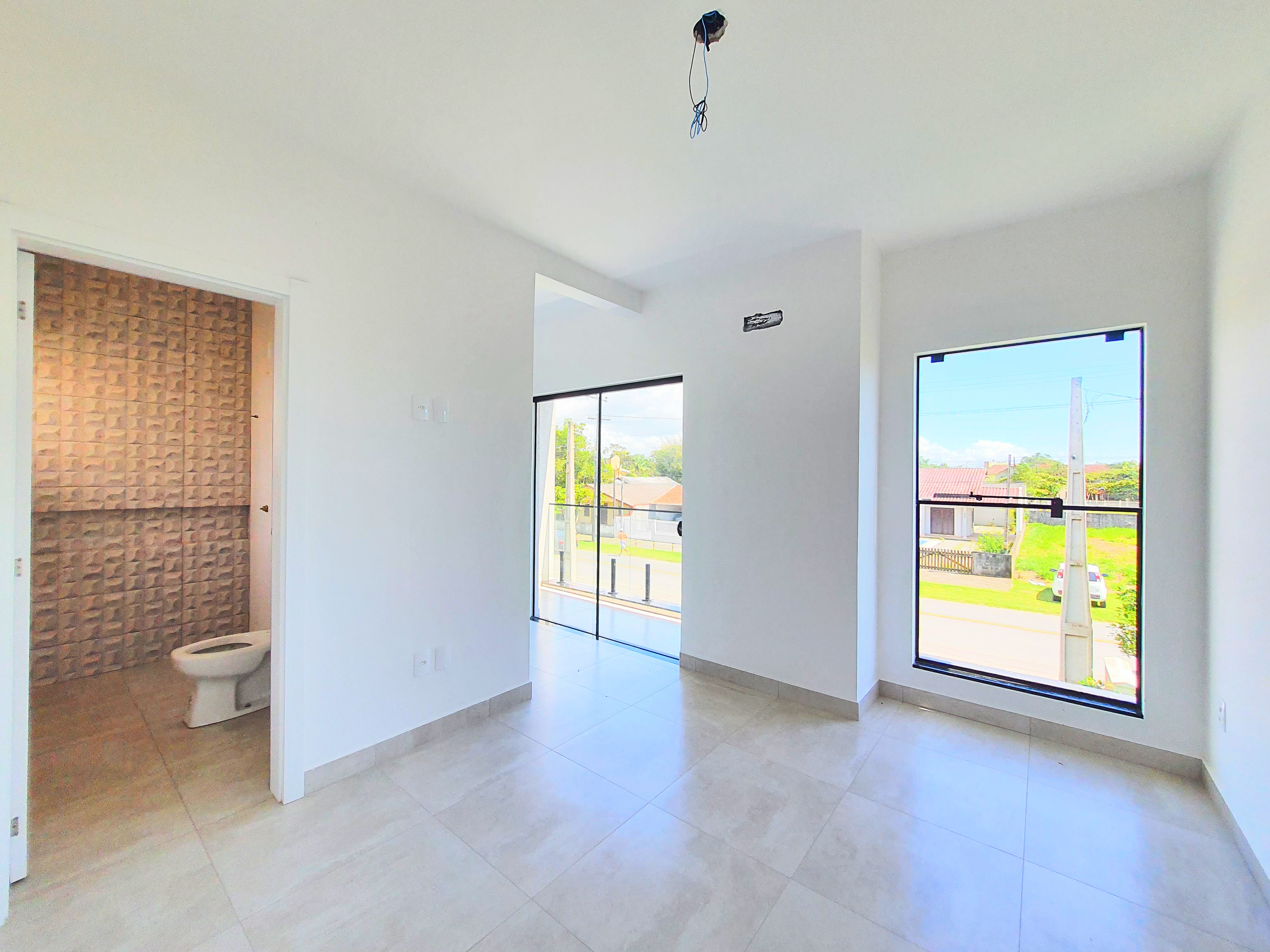 Imagem Sobrado com 3 Quartos à Venda ou Temporada, 123 m²em Balneário Cambiju - Itapoá