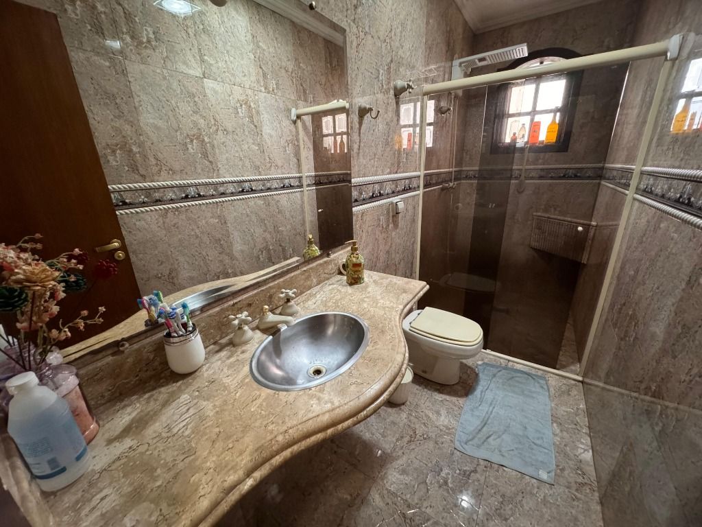 Imagem Casa com 4 Quartos à Venda, 249 m² em Tijuca - Contagem Imagem Casa com 4 Quartos à Venda, 249 m² em Tijuca - Contagem