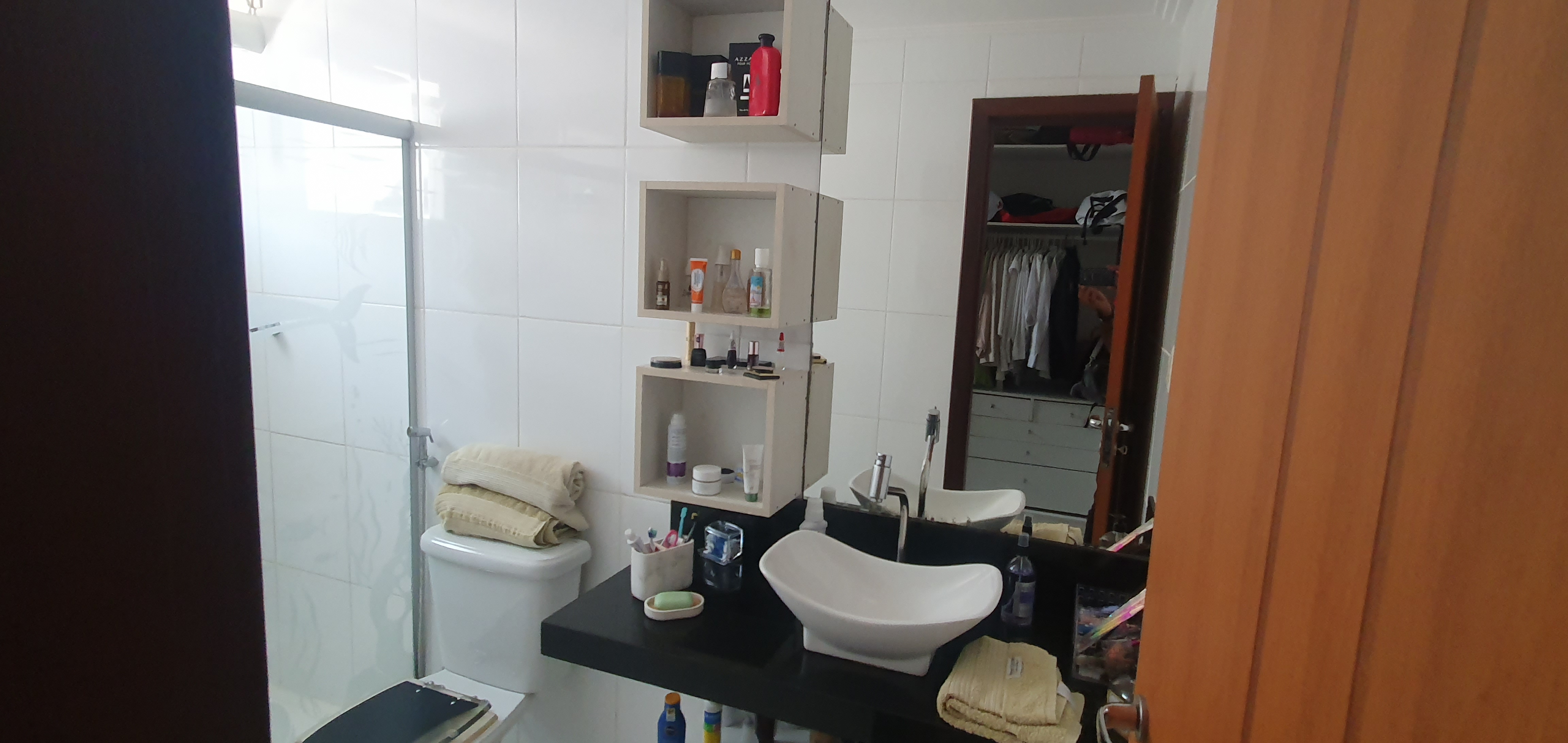 Imagem Casa de Condomínio com 5 Quartos à Venda, 300 m²em Buraquinho - Lauro de Freitas Imagem Casa de Condomínio com 5 Quartos à Venda, 300 m²em Buraquinho - Lauro de Freitas