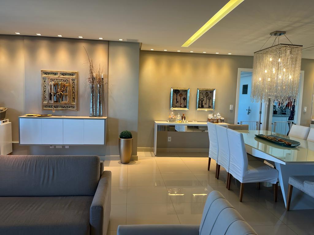 Apartamento com 4 Quartos à Venda, 145 m²em Piatã - Salvador