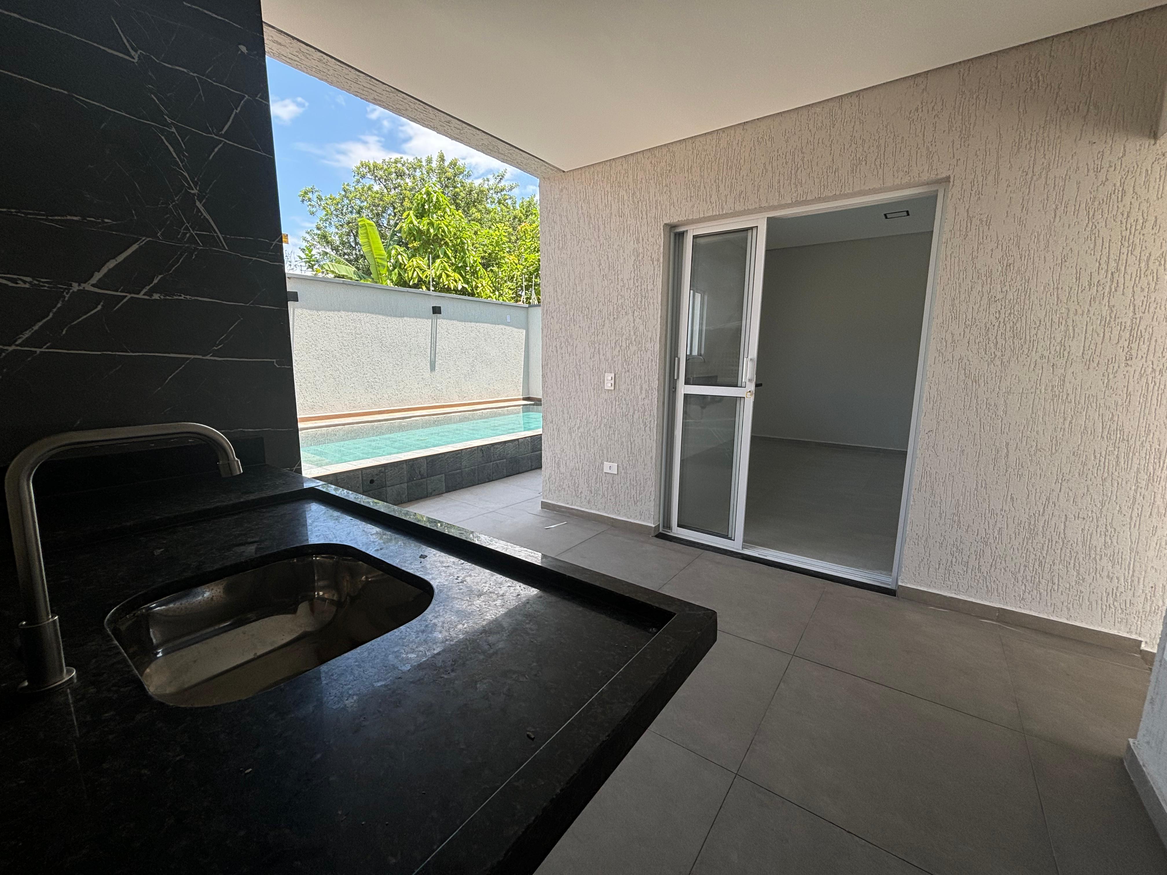 Imagem Casa com 3 Quartos à Venda, 102 m²em Balneário São Marcos - Itanhaém Imagem Casa com 3 Quartos à Venda, 102 m²em Balneário São Marcos - Itanhaém