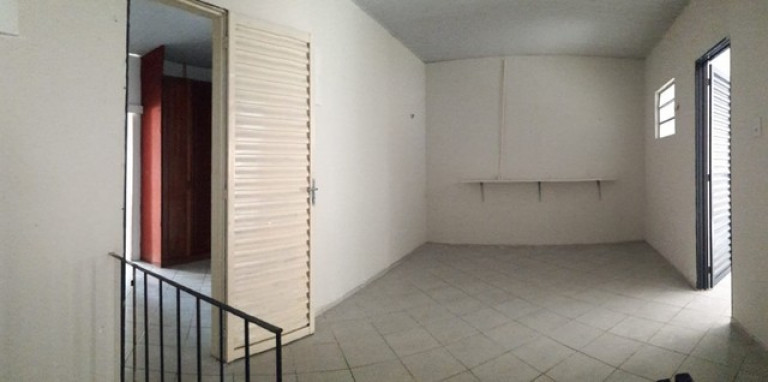 Imagem Casa com 6 Quartos à Venda, 220 m² em Curió-Utinga - Belém Imagem Casa com 6 Quartos à Venda, 220 m² em Curió-Utinga - Belém
