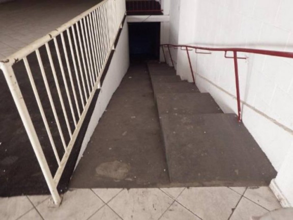 Imagem Galpão à Venda, 700 m² em Taboão - Diadema