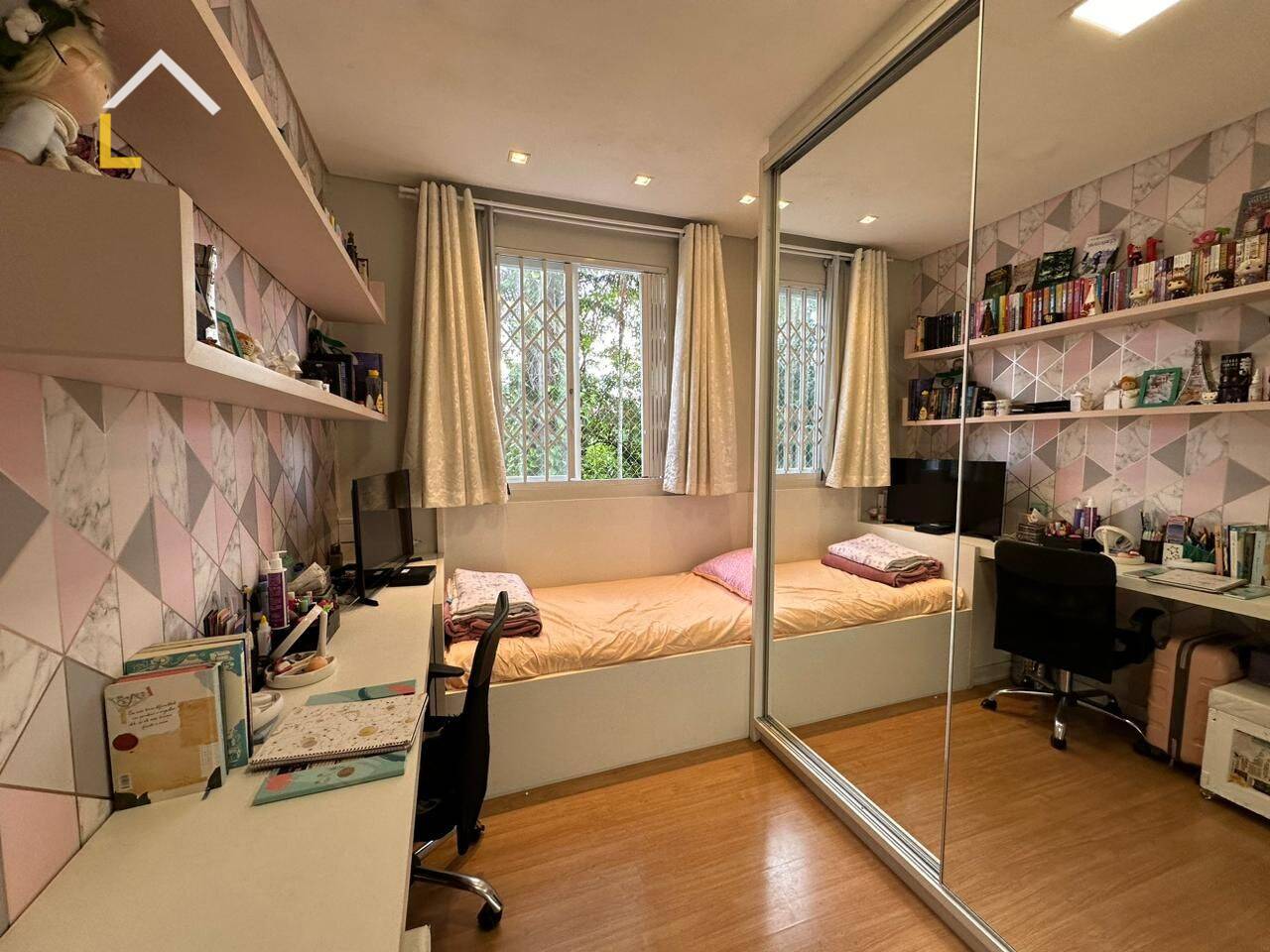 Imagem Apartamento com 3 Quartos à Venda, 85 m²em Floresta - Joinville