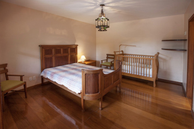 Imagem Casa com 3 Quartos à Venda, 400 m² em Parque do Imbui - Teresópolis Imagem Casa com 3 Quartos à Venda, 400 m² em Parque do Imbui - Teresópolis