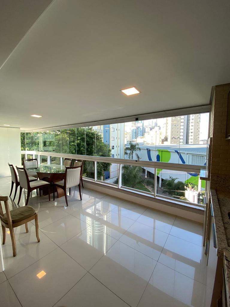 Imagem Apartamento com 3 Quartos à Venda, 128 m²em Centro - Balneário Camboriú Imagem Apartamento com 3 Quartos à Venda, 128 m²em Centro - Balneário Camboriú