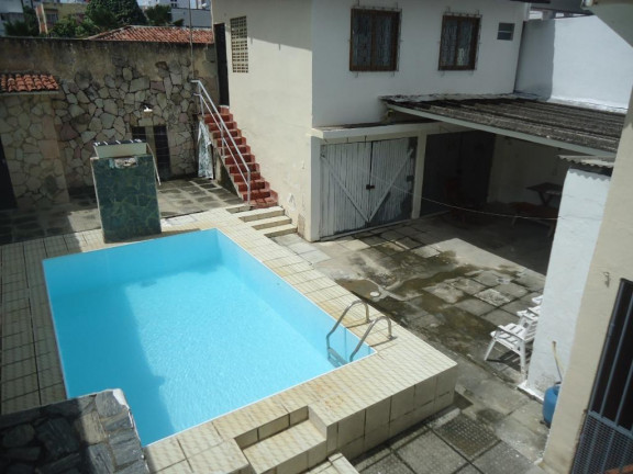 Imagem Casa com 5 Quartos à Venda, 375 m² em Piedade - Jaboatão dos Guararapes Imagem Casa com 5 Quartos à Venda, 375 m² em Piedade - Jaboatão dos Guararapes