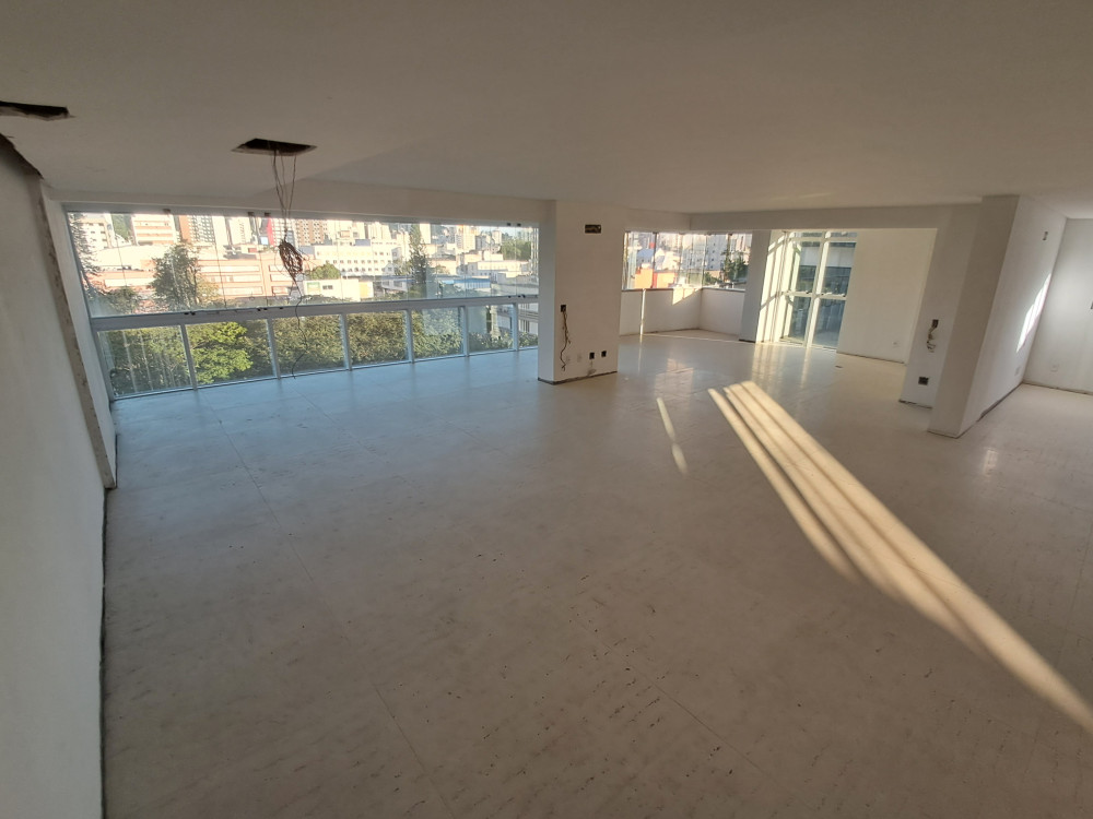Imagem Apartamento com 3 Quartos à Venda, 240 m²em Centro - Criciúma Imagem Apartamento com 3 Quartos à Venda, 240 m²em Centro - Criciúma