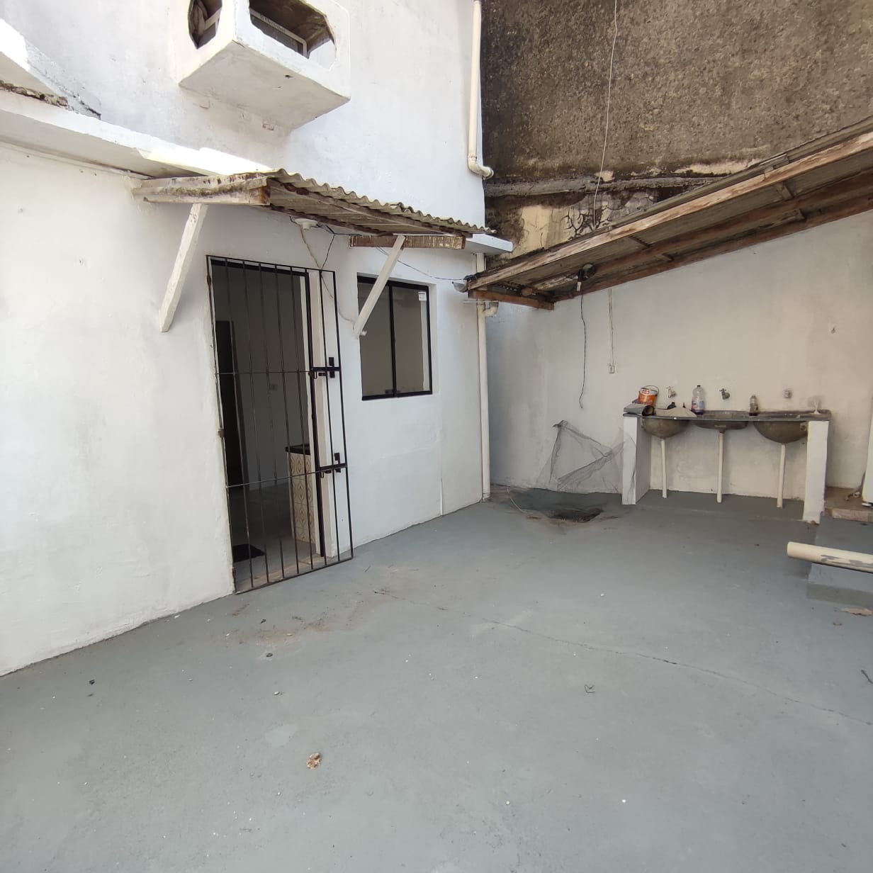 Imagem Casa com 4 Quartos à Venda ou Locação, 172 m²em Umarizal - Belém Imagem Casa com 4 Quartos à Venda ou Locação, 172 m²em Umarizal - Belém