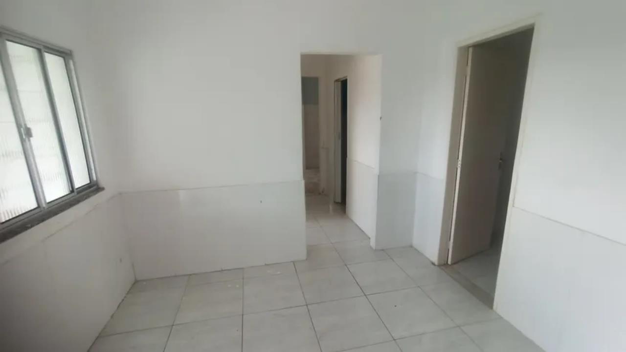 Imagem Casa com 2 Quartos para Alugar, 400 m²em Vila Leopoldina - Duque de Caxias Imagem Casa com 2 Quartos para Alugar, 400 m²em Vila Leopoldina - Duque de Caxias