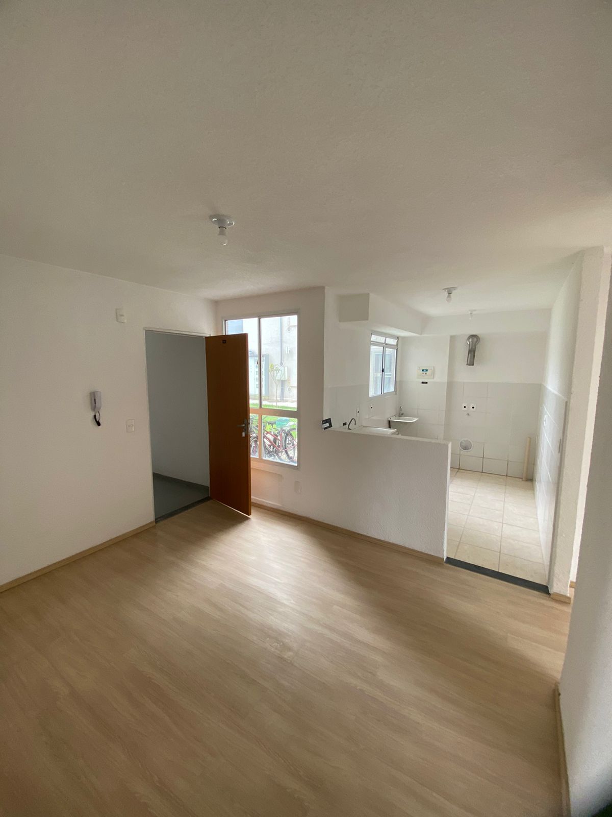 Imagem Apartamento com 2 Quartos à Venda, 45 m² em Santa Cruz - Rio de Janeiro