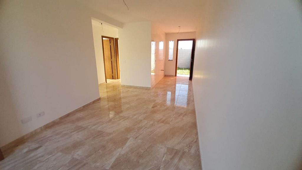 Imagem Casa de Condomínio com 3 Quartos à Venda, 59 m²em Embu - Colombo