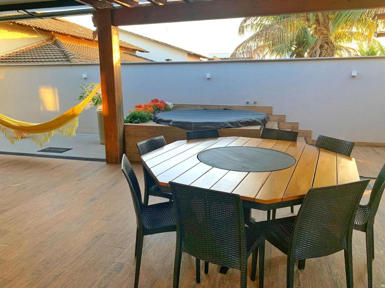 Imagem Casa de Condomínio com 3 Quartos à Venda, 271 m²em Portal Sul - Bela Vista de Goiás
