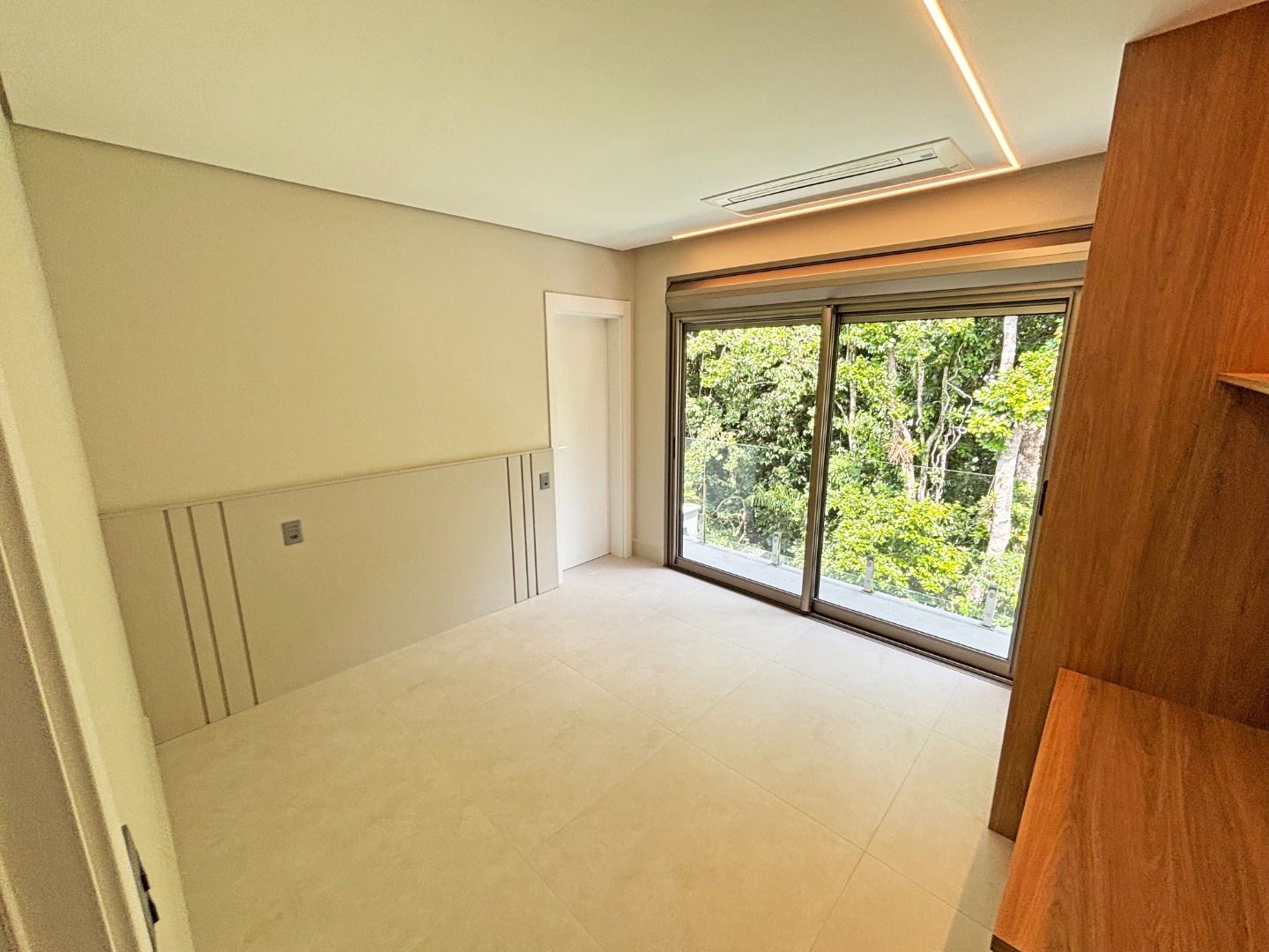 Imagem Casa com 6 Quartos à Venda, 475 m² em Riviera - Bertioga Imagem Casa com 6 Quartos à Venda, 475 m² em Riviera - Bertioga
