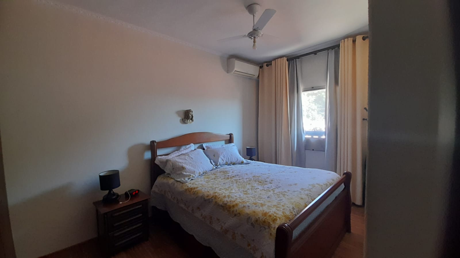 Imagem Casa com 3 Quartos à Venda, 177 m²em Jardim do Trevo - Campinas Imagem Casa com 3 Quartos à Venda, 177 m²em Jardim do Trevo - Campinas