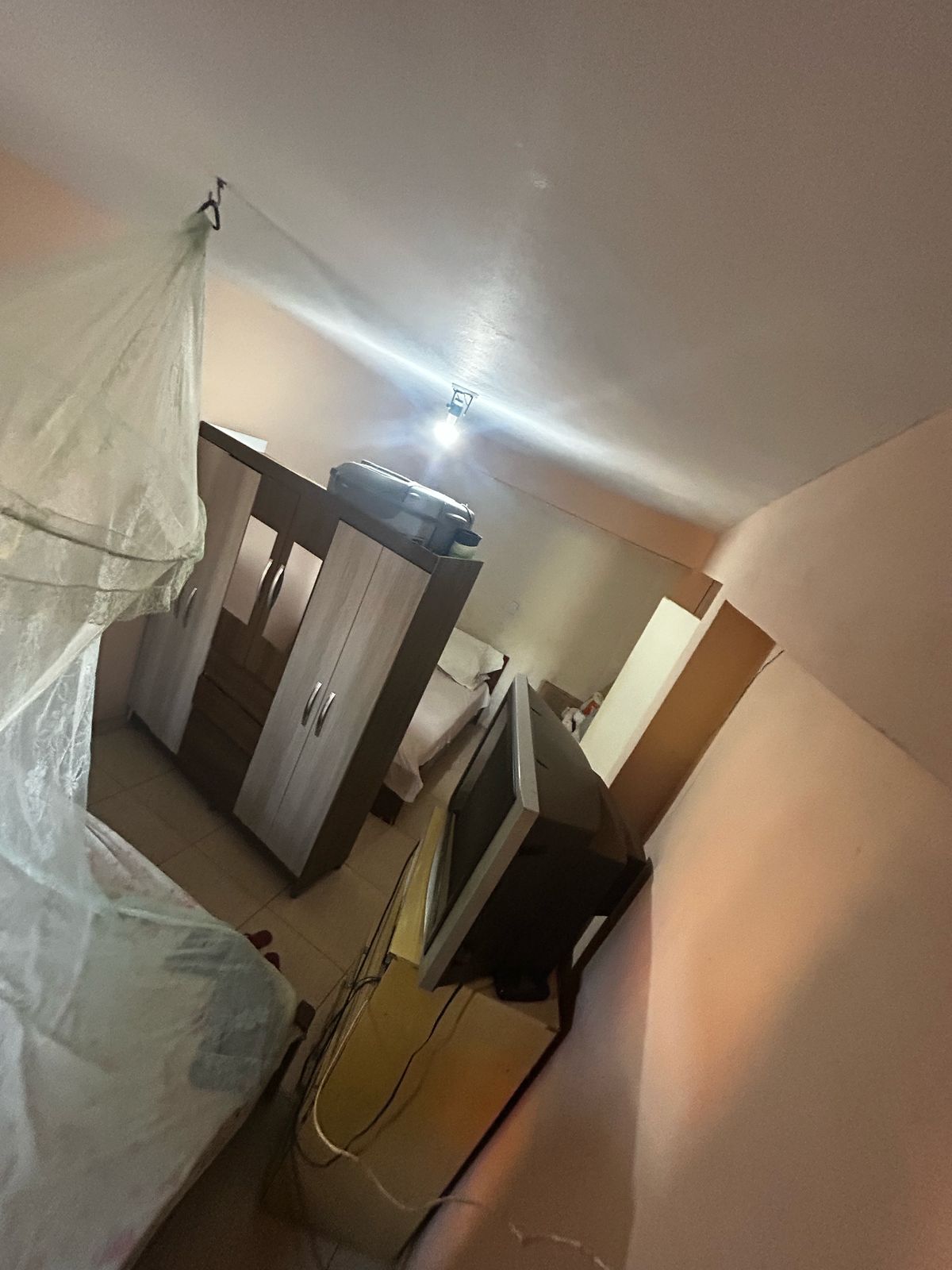 Imagem Casa com 2 Quartos à Venda, 36 m² em Parque Industrial Manchester - Bauru Imagem Casa com 2 Quartos à Venda, 36 m² em Parque Industrial Manchester - Bauru