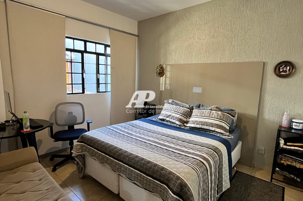 Imagem Casa com 3 Quartos à Venda, 147 m²em Oficinas - Ponta Grossa Imagem Casa com 3 Quartos à Venda, 147 m²em Oficinas - Ponta Grossa