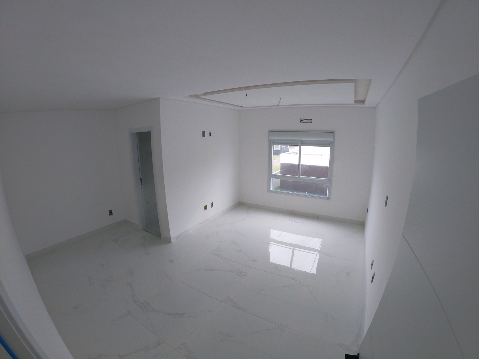 Imagem Casa de Condomínio com 3 Quartos à Venda, 212 m²em São João do Rio Vermelho - Florianópolis
